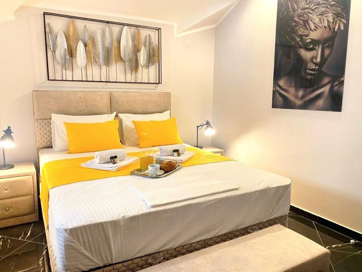 D & Sons Apartments โกตอร์ ภายนอก รูปภาพ