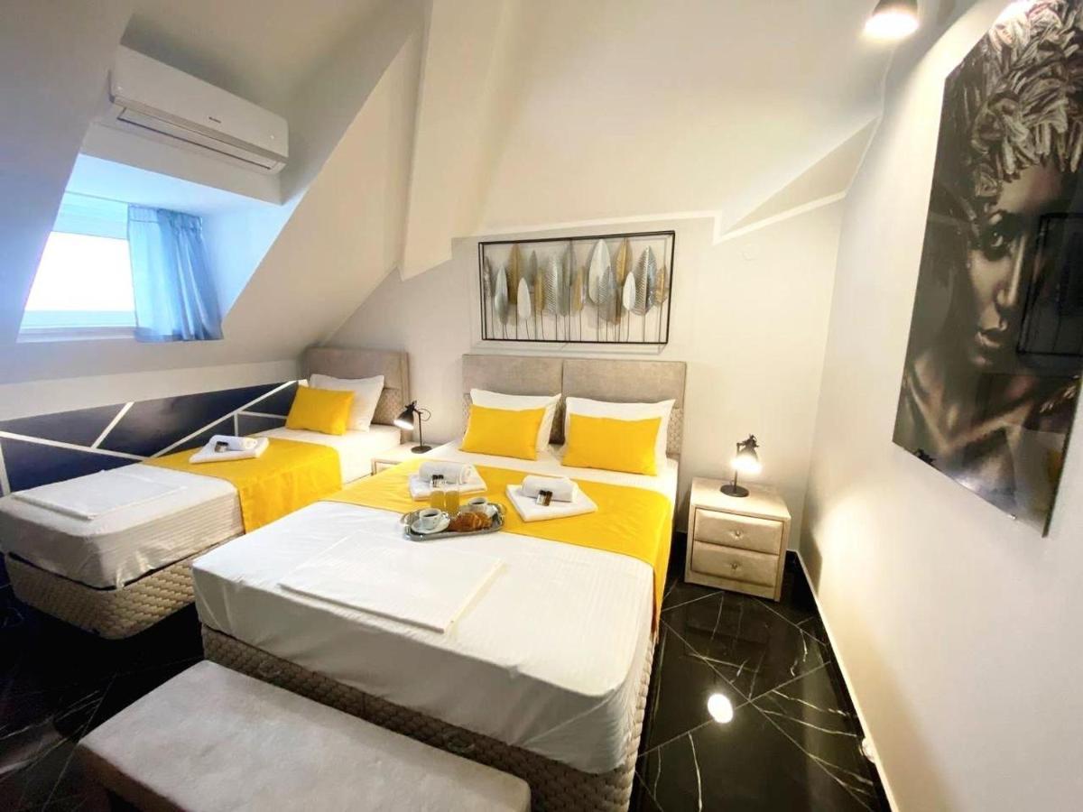 D & Sons Apartments โกตอร์ ภายนอก รูปภาพ