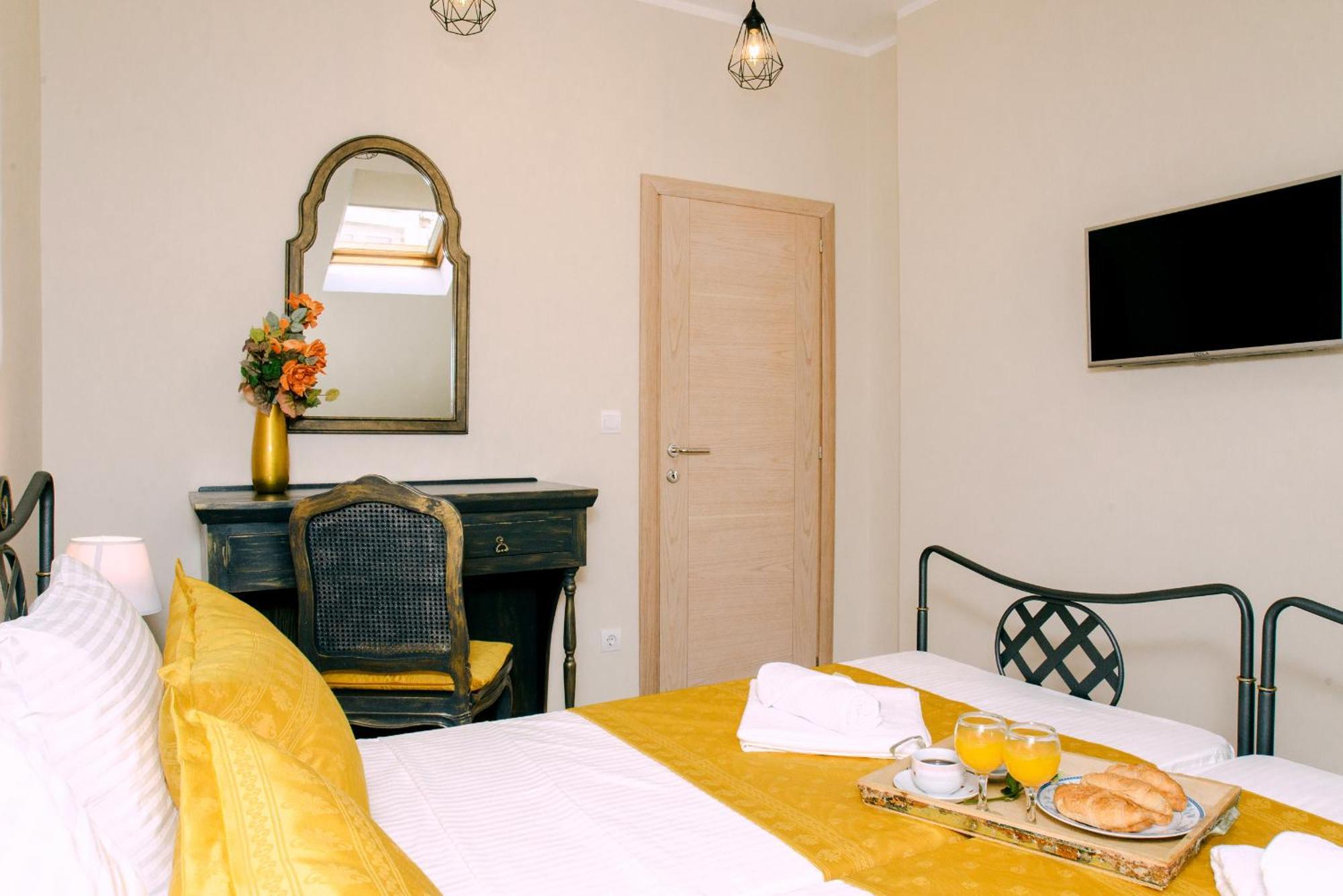 D & Sons Apartments โกตอร์ ห้อง รูปภาพ